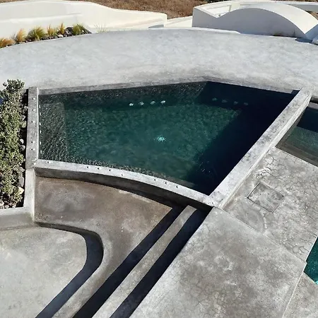 Akrorama Private Villas&suites *