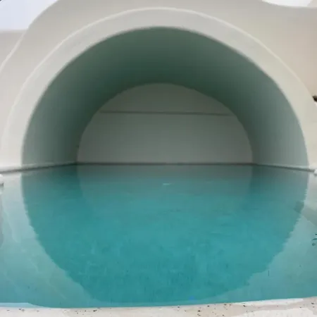 فيلة Akrorama Private And