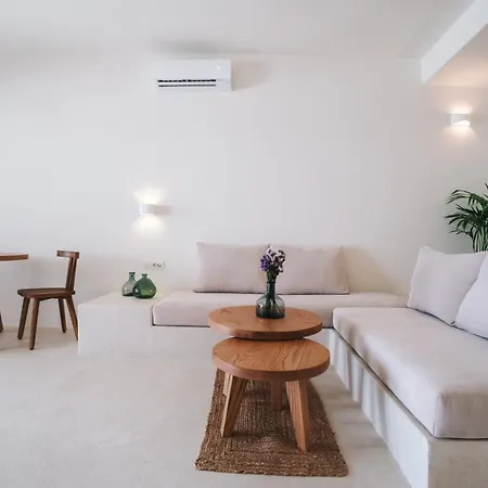 Akrorama Private And *