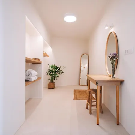 فيلة Akrorama Private And *