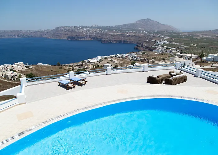 Akrorama Private And *